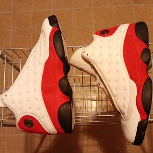Retro Jordans 13s 2010 cherry